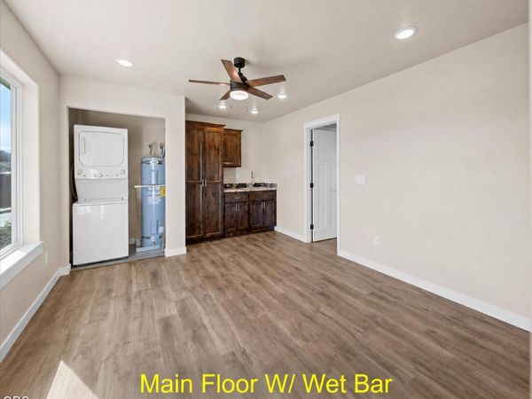 7869 Houston Loop, White City, OR 97503