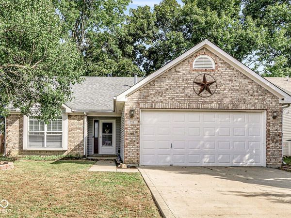 736 Kingston Circle , Brownsburg, IN 46112
