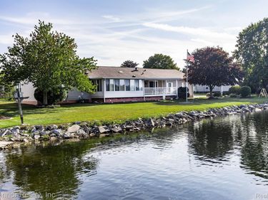 598 Trout Lake Court, Kimball Township, Mi 48074