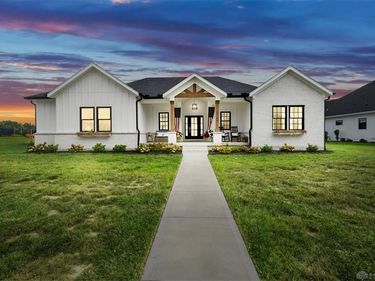 2164 Northbridge Trail, Troy, OH 45373
