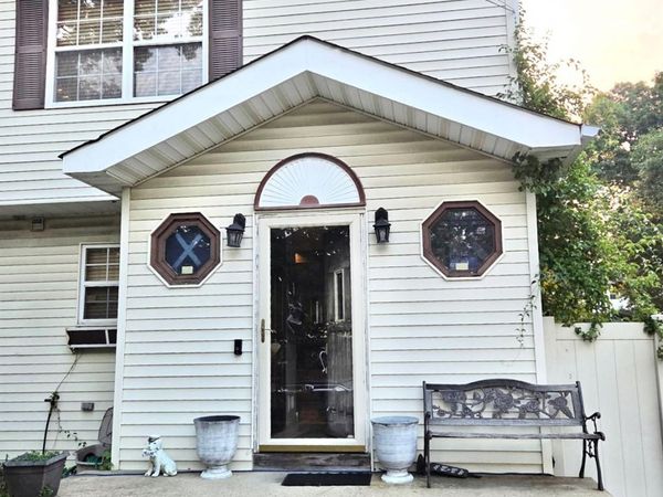 263 N 3rd Avenue , Bay Shore, NY 11706