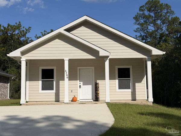 3296 Bonfire Dr, Milton, FL 32583