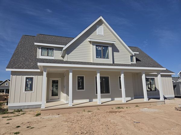 560 Meadow Cir E, Kohler, WI 53044