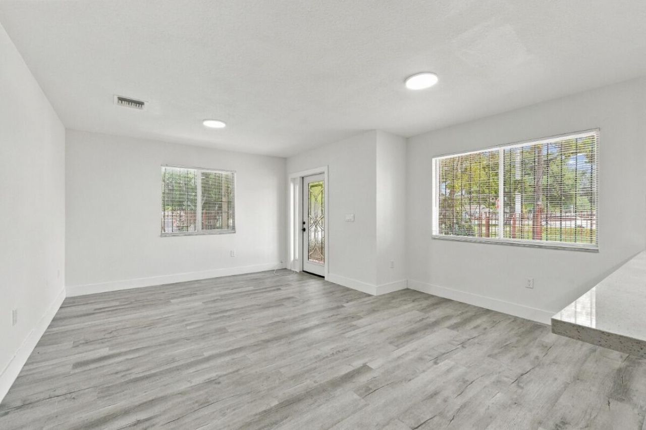 4952 NW 21st Avenue, Miami, FL 33142 Photo