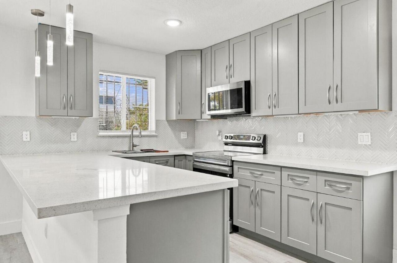 4952 NW 21st Avenue, Miami, FL 33142 Photo