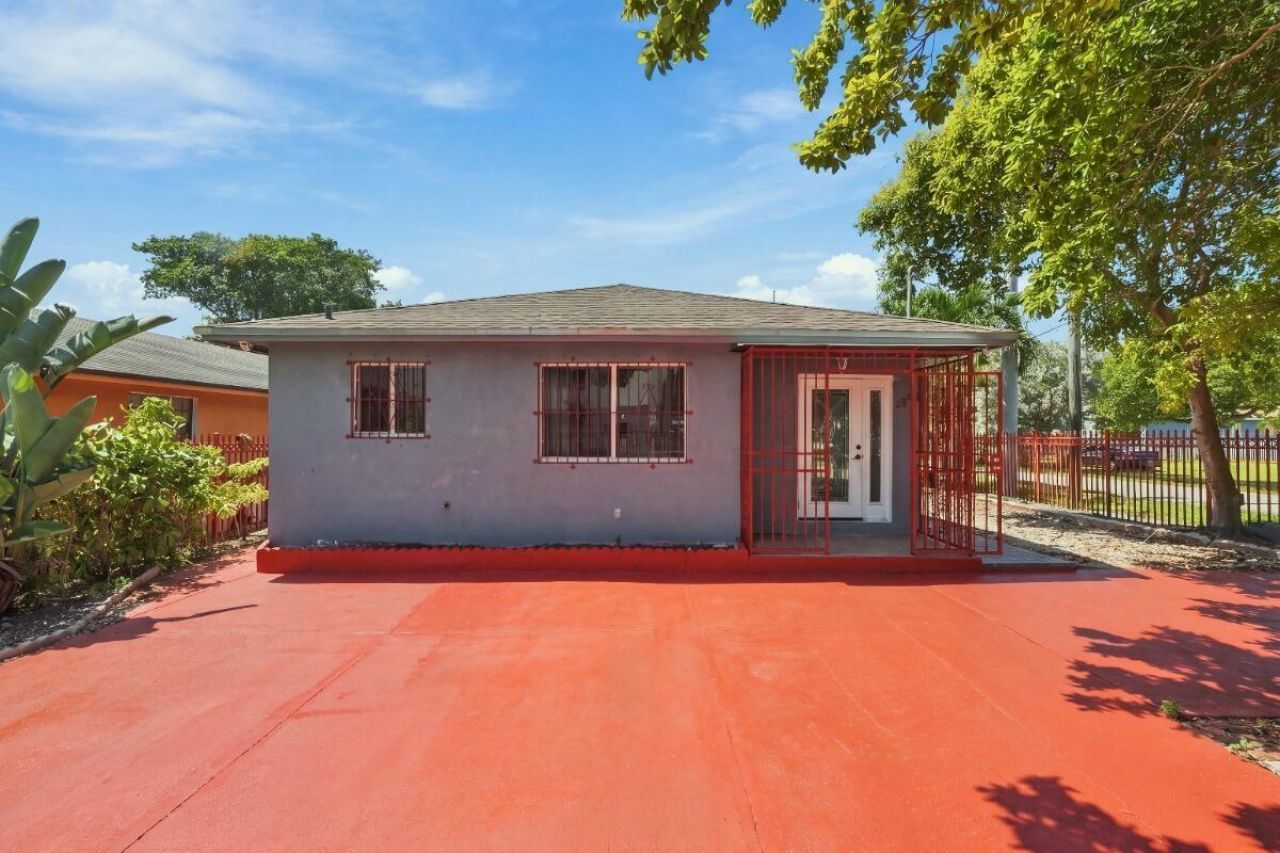 4952 NW 21st Avenue, Miami, FL 33142 Photo