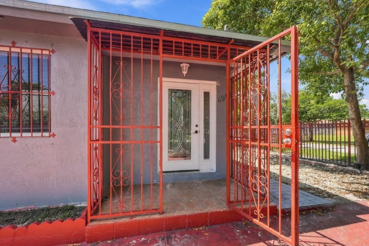 4952 NW 21st Avenue, Miami, FL 33142 Photo