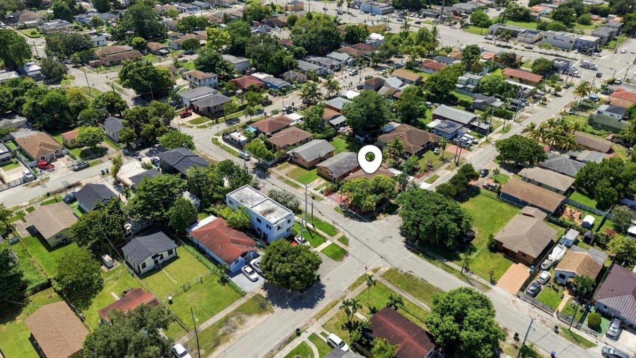 4952 NW 21st Avenue, Miami, FL 33142 Photo