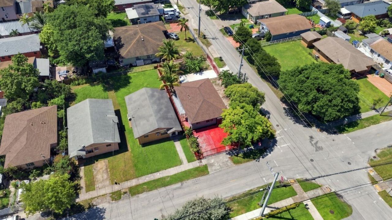4952 NW 21st Avenue, Miami, FL 33142 Photo