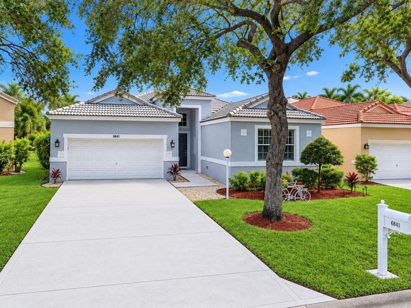 6841 NW 81ST Court, Parkland, FL 33067