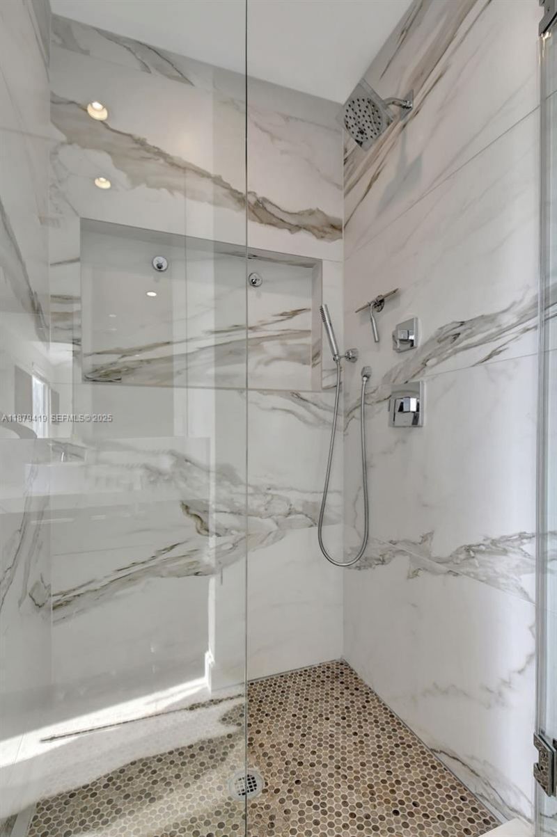110 SE 2nd Street, Unit 203, Delray Beach, FL 33444 Photo
