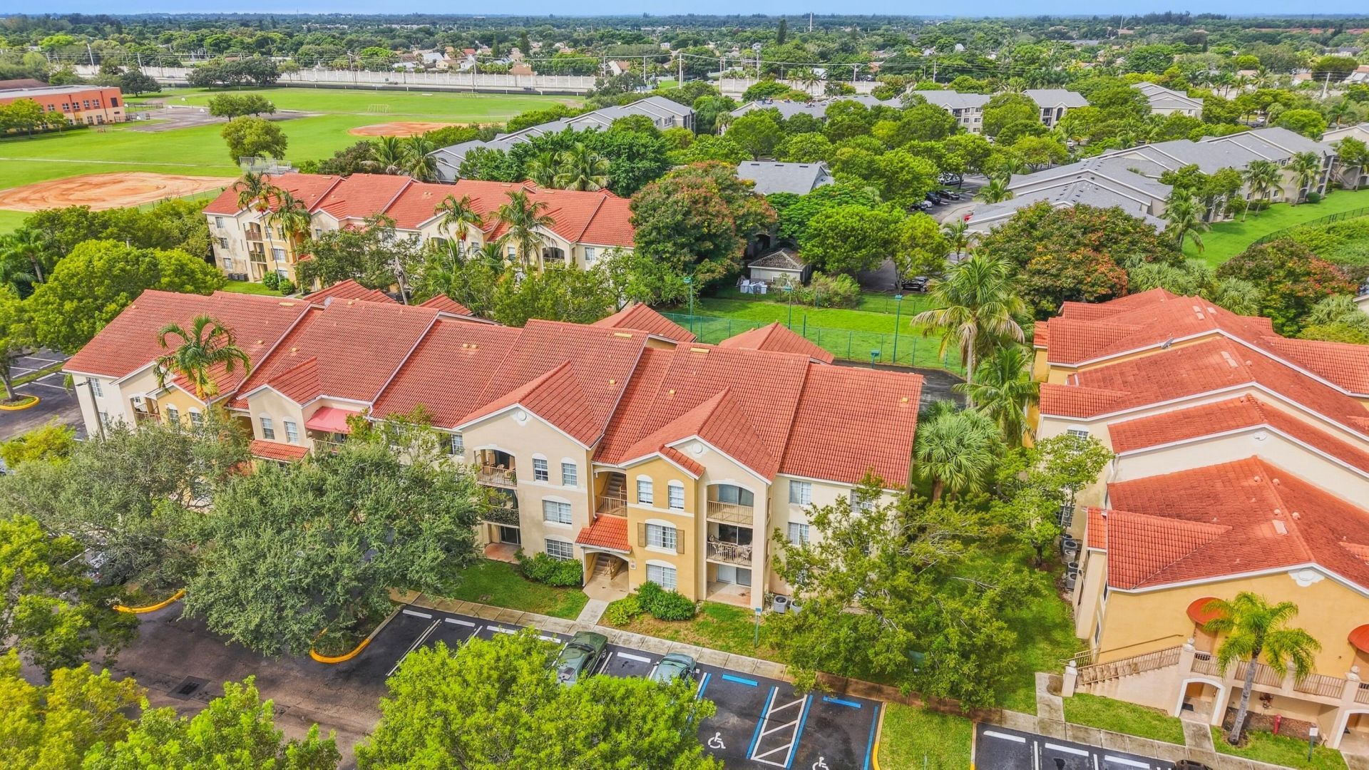 4041 San Marino Boulevard, Unit 105, West Palm Beach, FL 33409 Photo