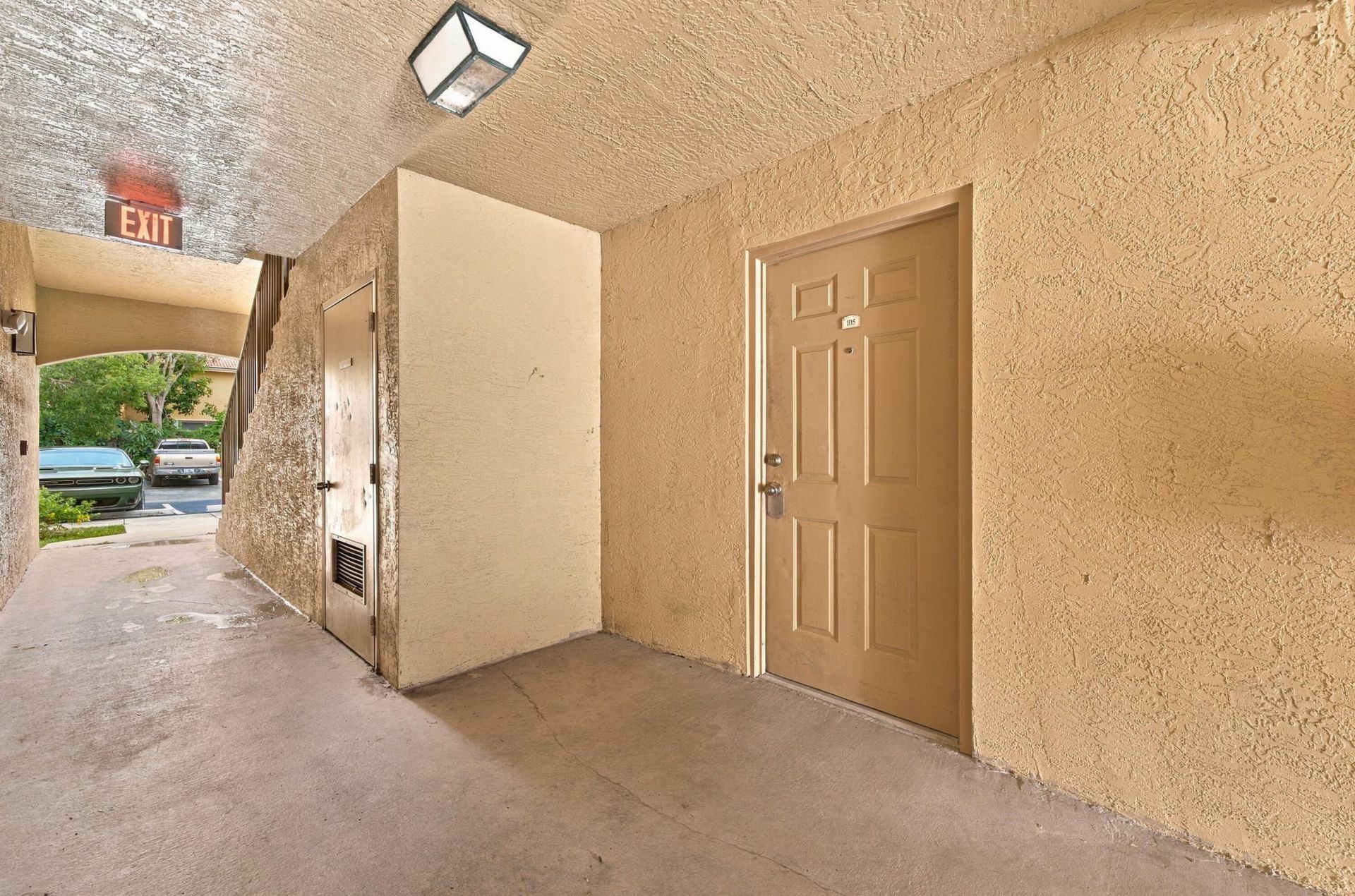 4041 San Marino Boulevard, Unit 105, West Palm Beach, FL 33409 Photo