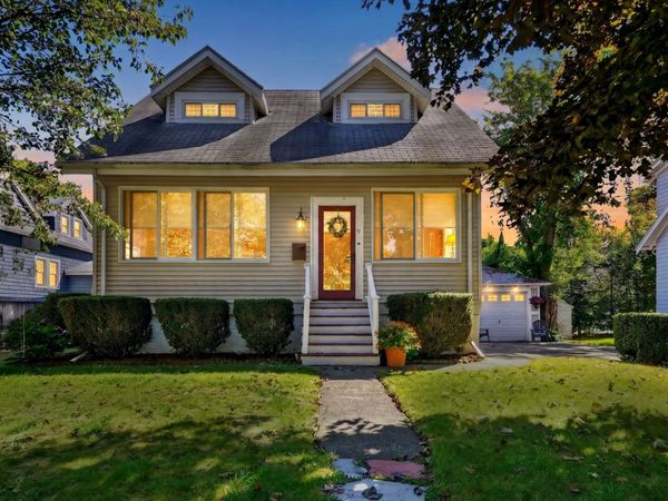 9 Cottage Street, Melrose, MA 02176