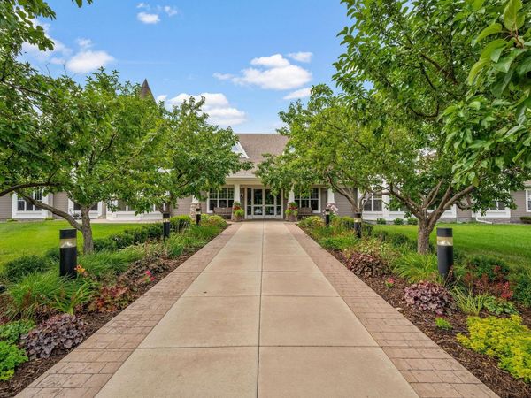 100 Clydesdale Trail, Unit 227, Medina, MN 55340
