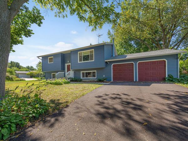 759 Lathrop Drive, Northfield, MN 55057