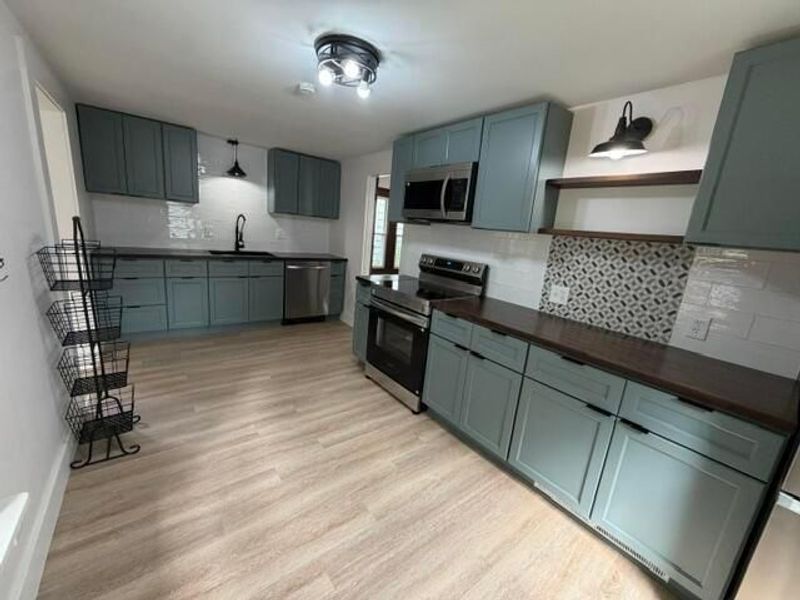 83 S Washington Street, Utica, OH 43080 Photo 6