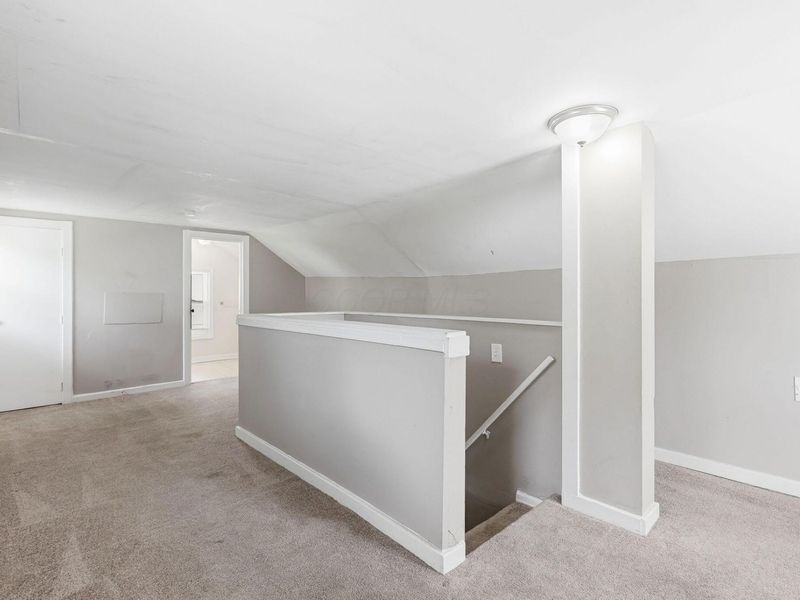 1356 Loretta Avenue , Columbus, OH 43211 Photo 11