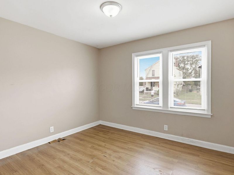 1356 Loretta Avenue , Columbus, OH 43211 Photo 8