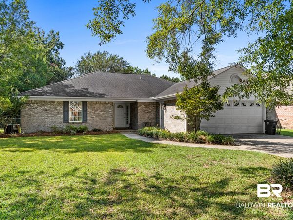 1 Troyer Court, Fairhope, AL 36532