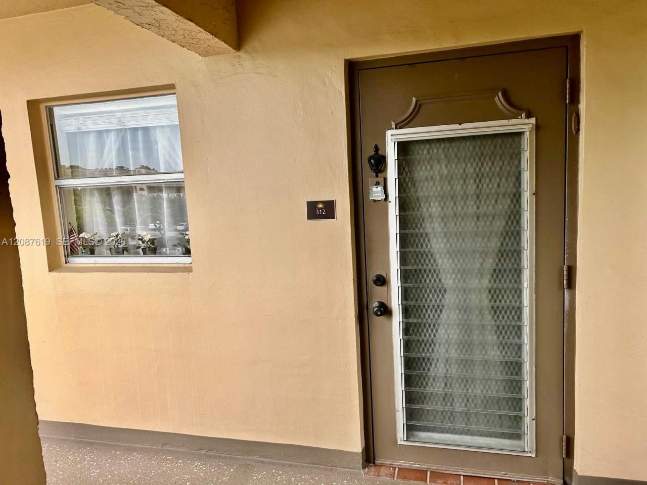 9181 Sunrise Lakes Blvd, Unit 312, Sunrise, FL 33322 Photo