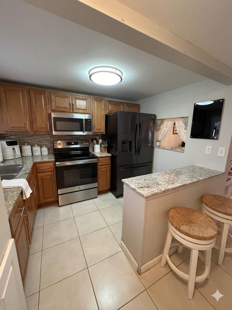9181 Sunrise Lakes Blvd, Unit 312, Sunrise, FL 33322 Photo