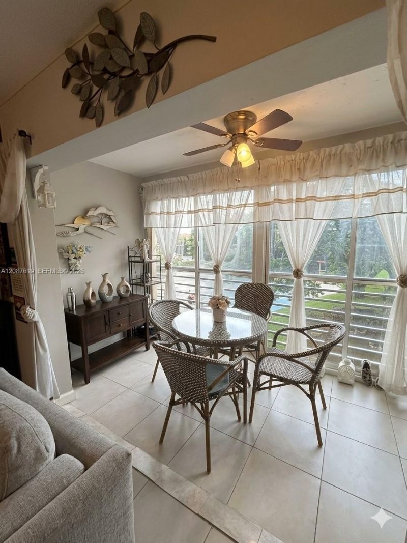9181 Sunrise Lakes Blvd, Unit 312, Sunrise, FL 33322 Photo