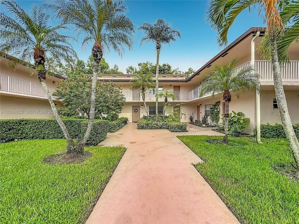 8740 Azalea Ct , Unit 102, Tamarac, FL 33321