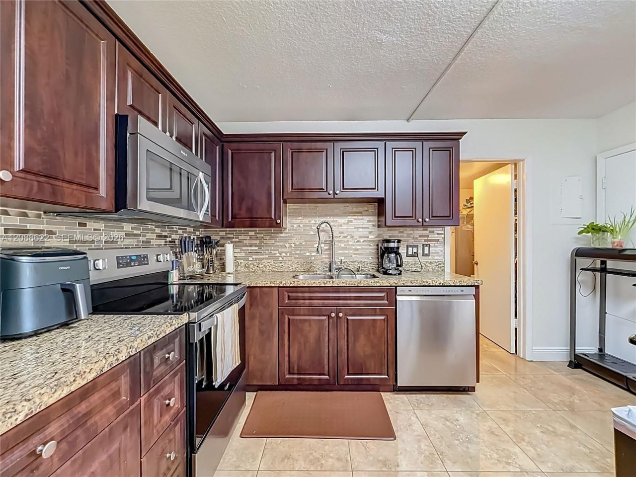 8740 Azalea Ct , Unit 102, Tamarac, FL 33321 Photo