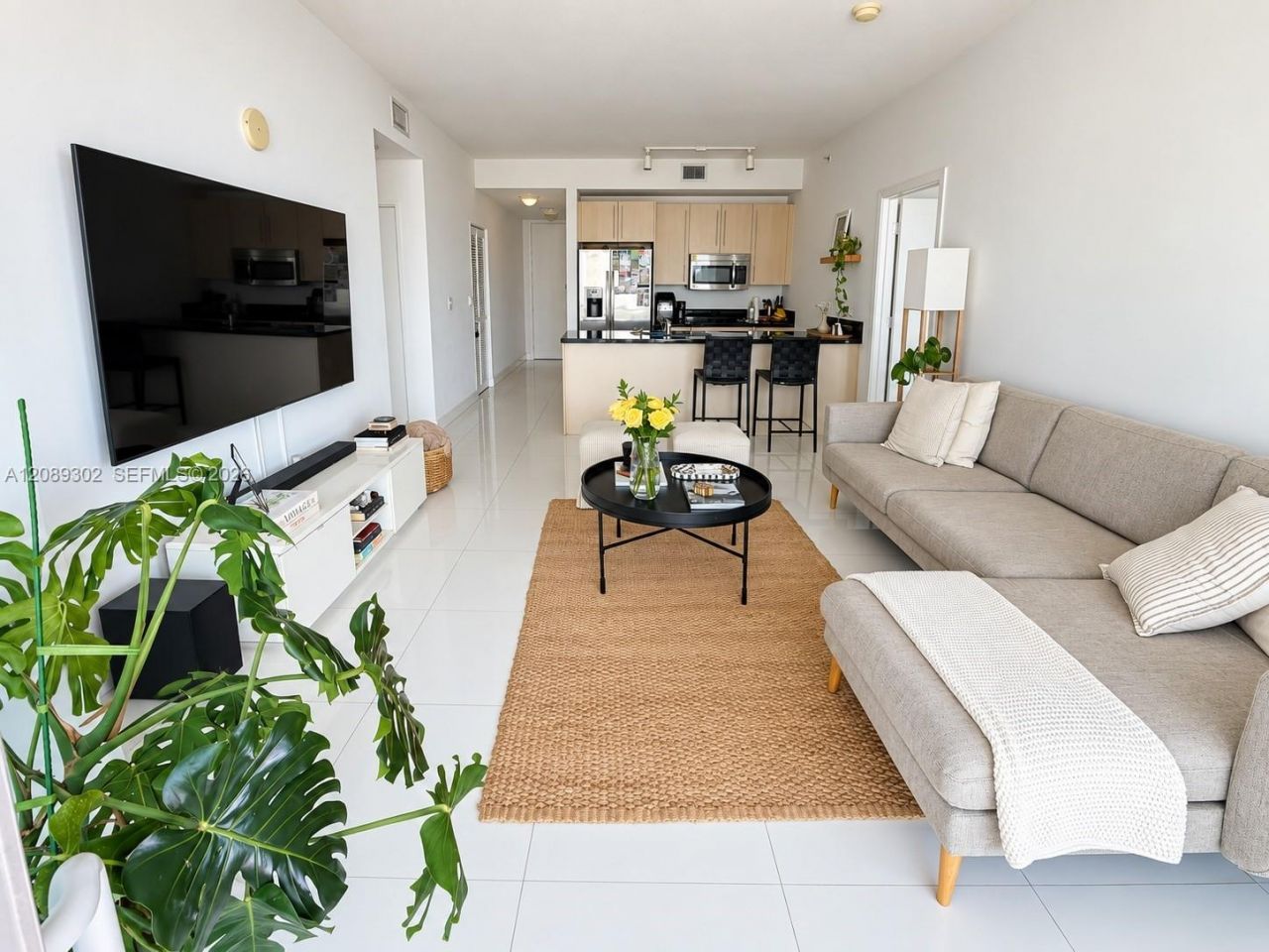 79 SW 12 St , Unit 2910, Miami, FL 33130 Photo