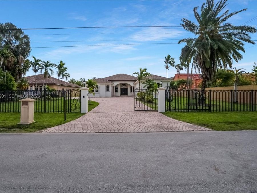 Property Image 6