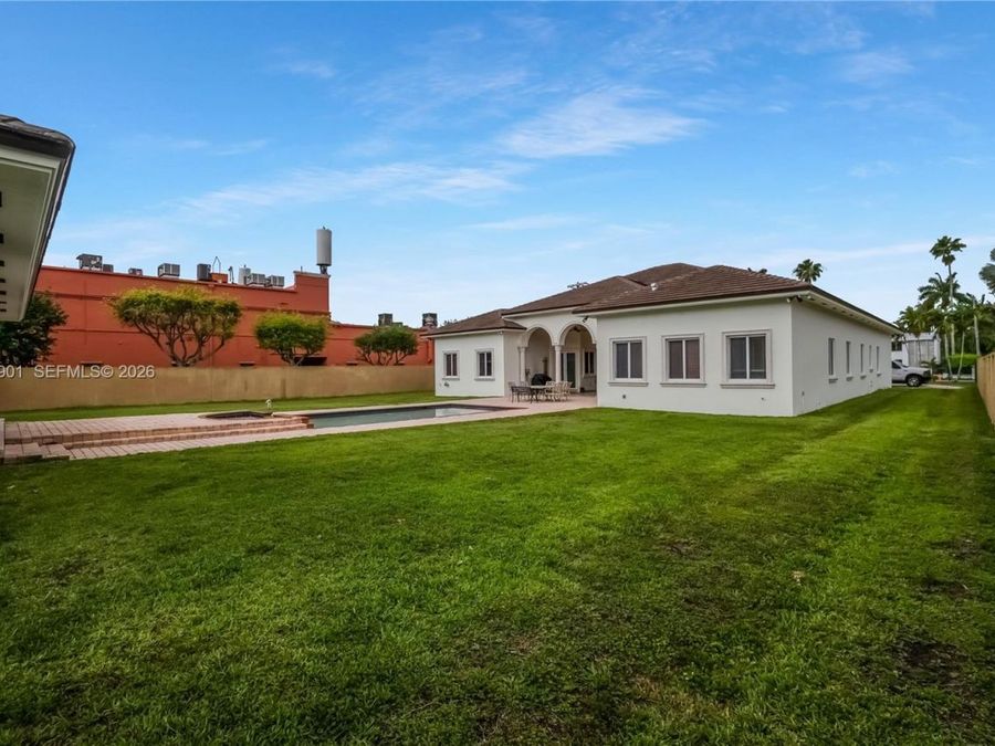 Property Image 64