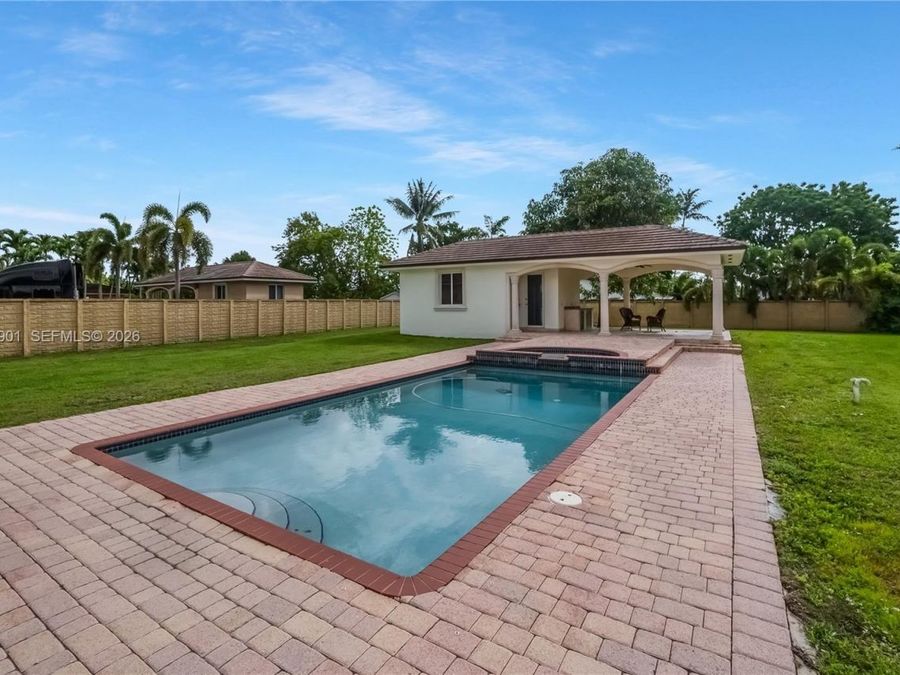 Property Image 70