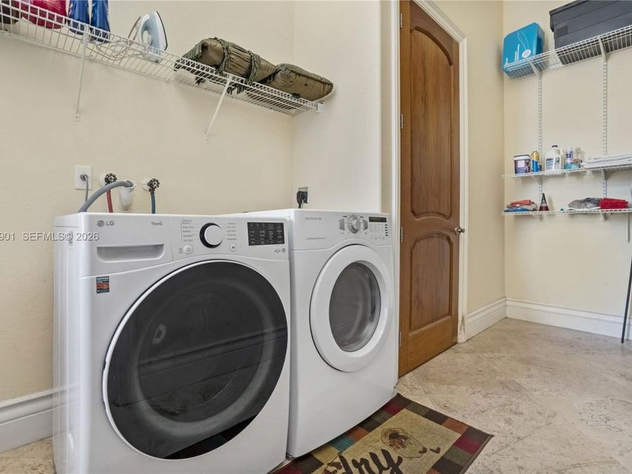 Property Image 91
