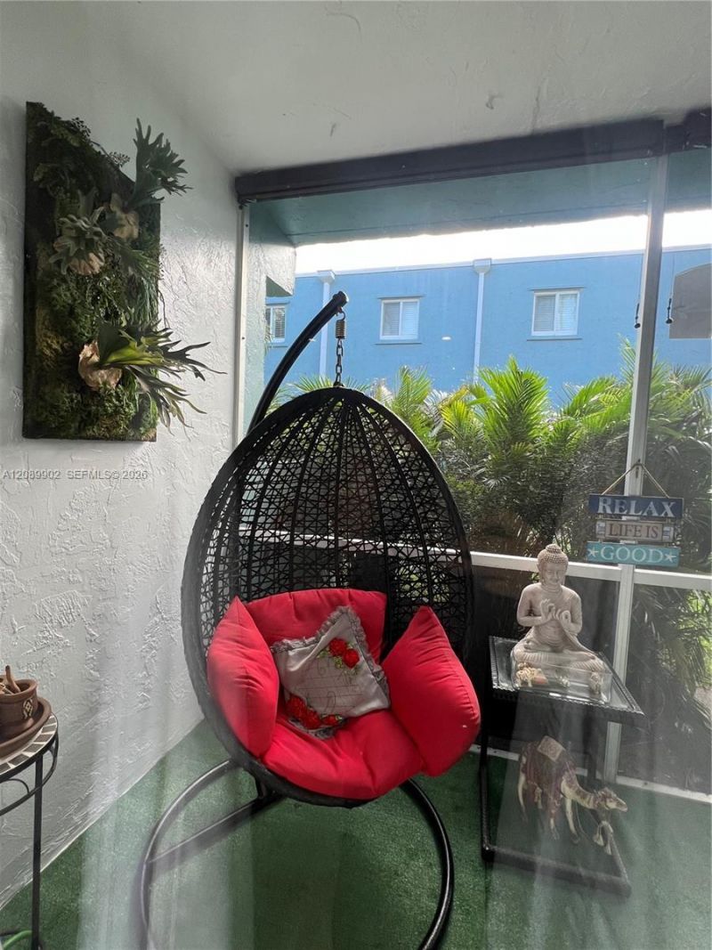 1432 S Lakeside Dr, Unit 5, Lake Worth, FL 33460 Photo