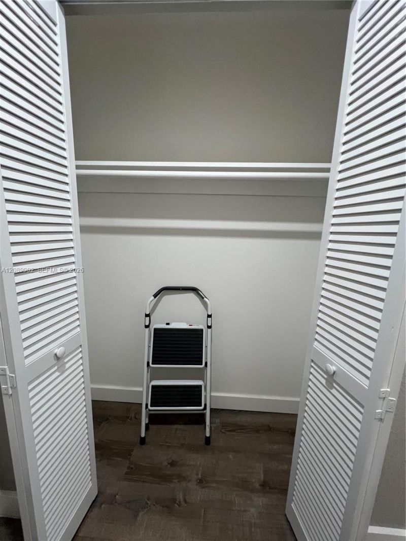 1432 S Lakeside Dr, Unit 5, Lake Worth, FL 33460 Photo