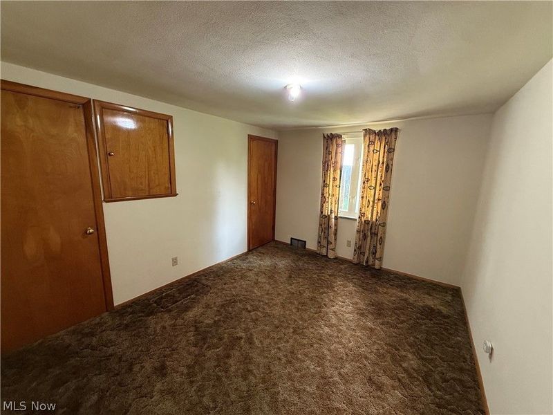 160 Pembroke Road, Steubenville, OH 43952 Photo 16