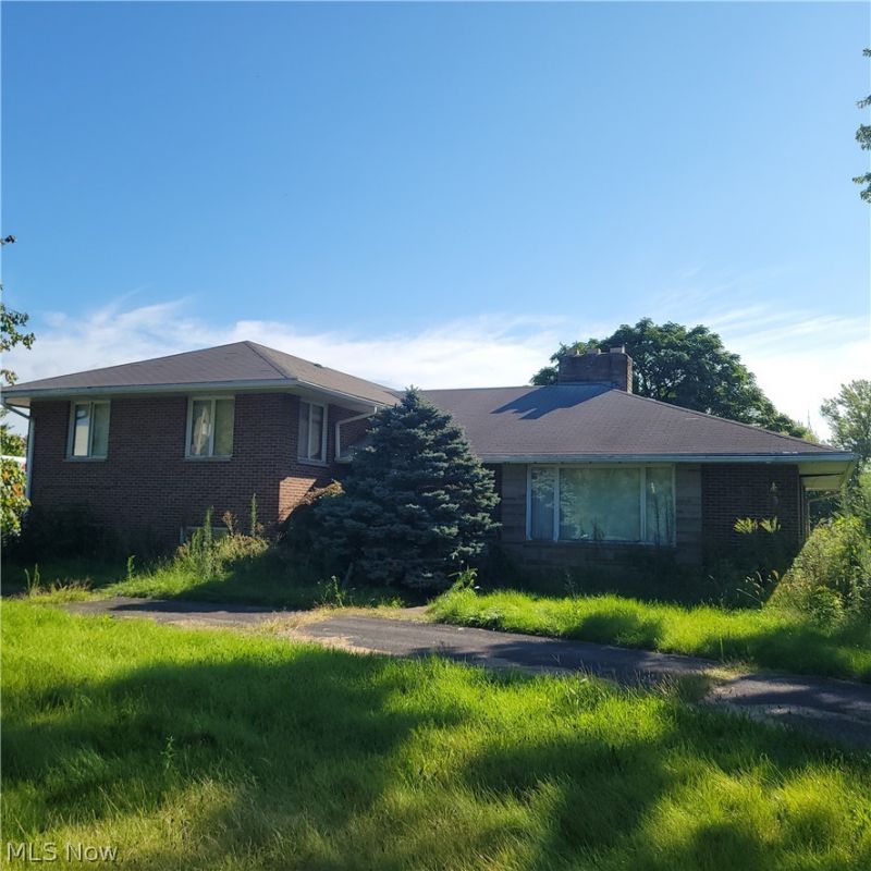 9031 Murray Ridge Road, Elyria, OH 44035 Main Photo