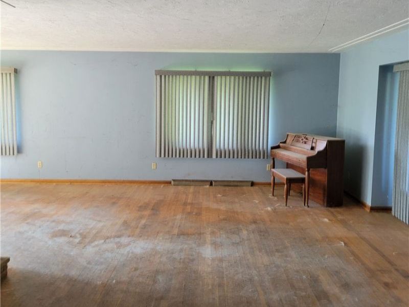 9031 Murray Ridge Road, Elyria, OH 44035 Photo 10