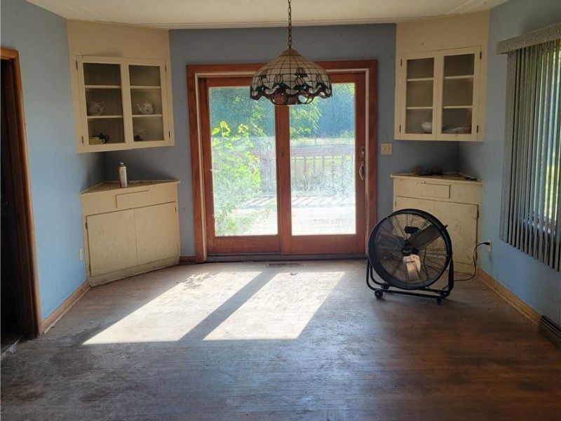 9031 Murray Ridge Road, Elyria, OH 44035 Photo 12