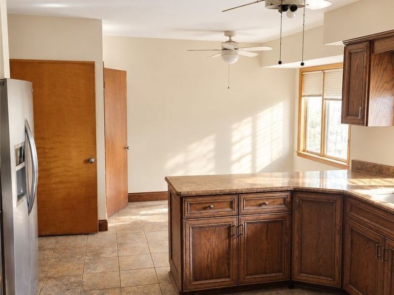 9031 Murray Ridge Road, Elyria, OH 44035 Photo 16