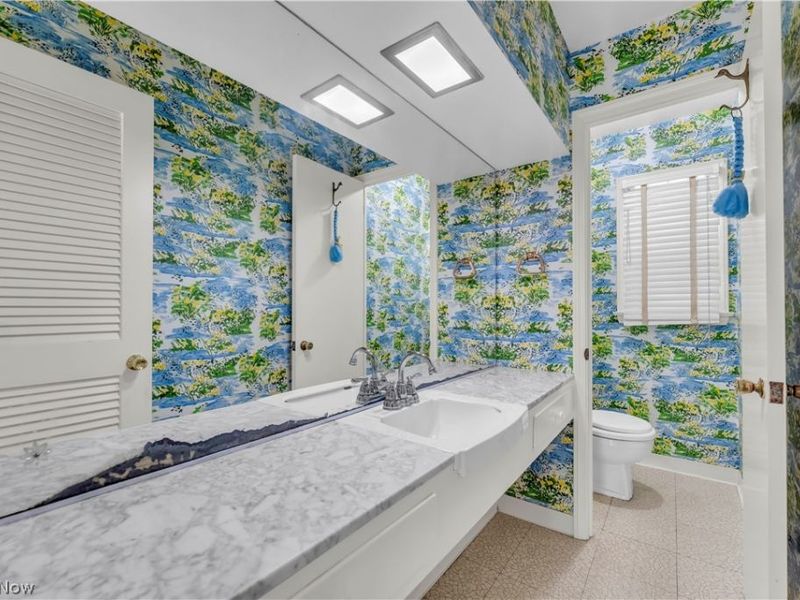 18219 Van Aken Boulevard, Shaker Heights, OH 44122 Photo 17