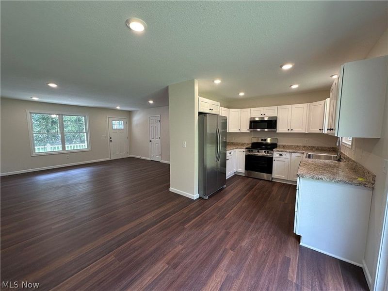43 Narcissa Avenue, Struthers, OH 44471 Photo 6