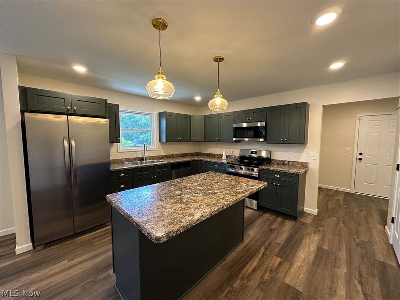 434 8th Street, Struthers, OH 44471 Photo 9