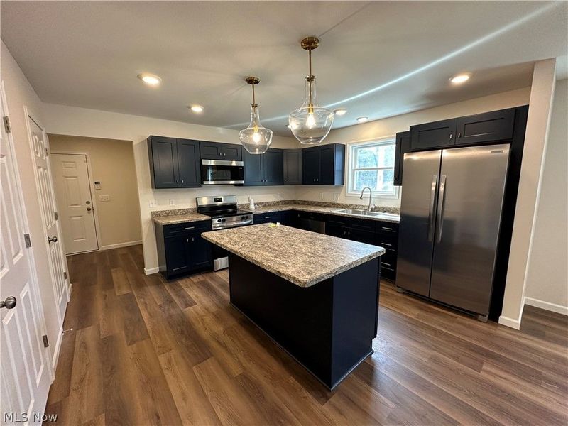 78 Prospect Street , Struthers, OH 44511 Photo 6