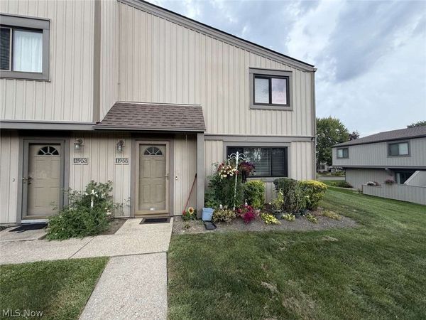 11955 Harbour Light Drive , Unit 1955, North Royalton, OH 44133
