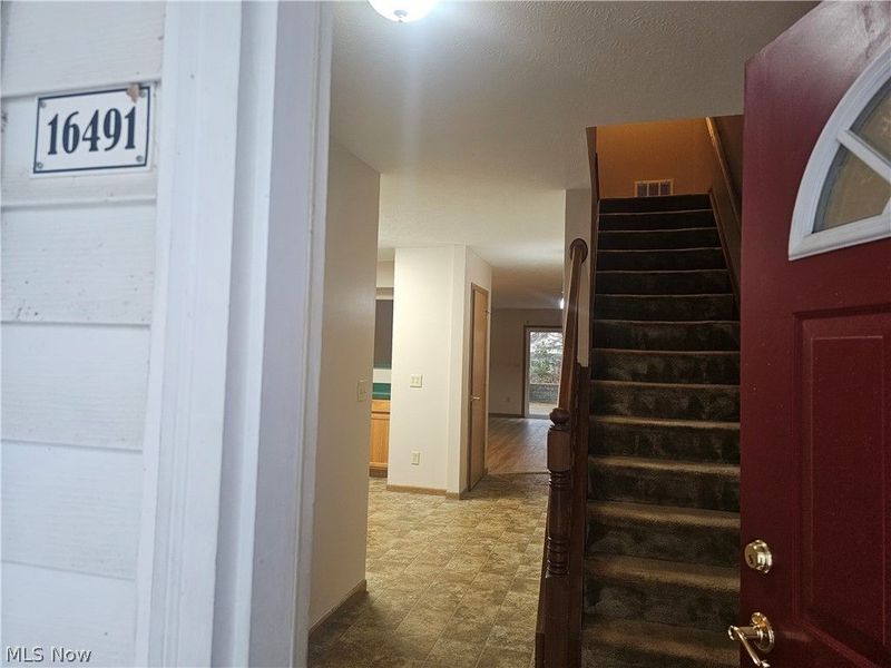 16491 Cottonwood Place, Middlefield, OH 44062 Photo 3