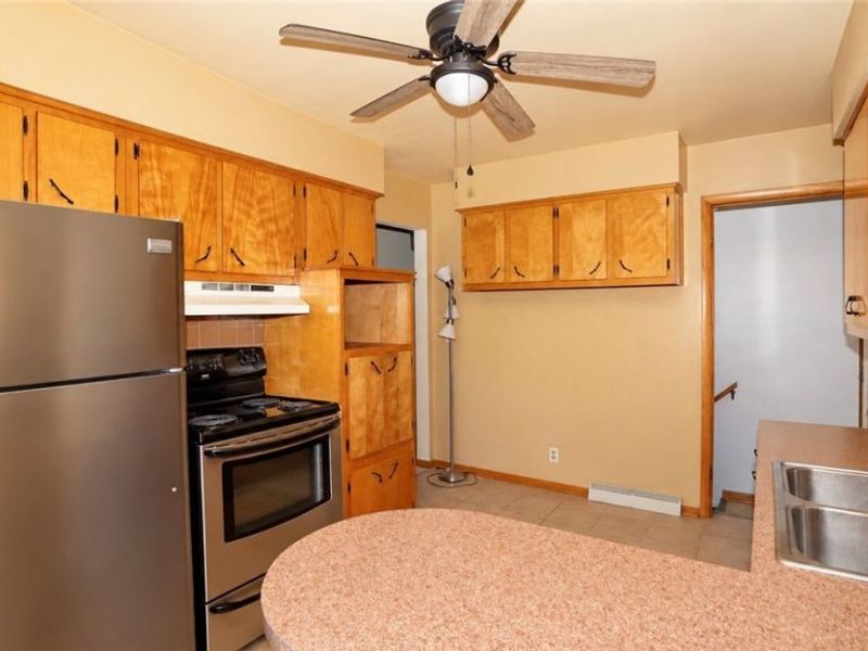 612 Ingalls Road, Akron, OH 44312 Photo 9