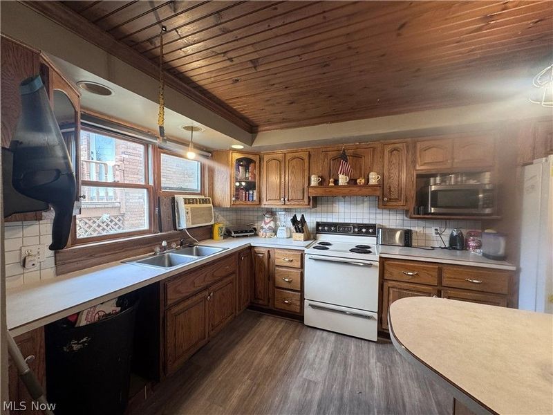 419 W Lincoln Way, Lisbon, OH 44432 Photo 9