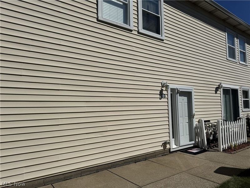 2544 Royal County Down , Uniontown, OH 44685 Photo 1
